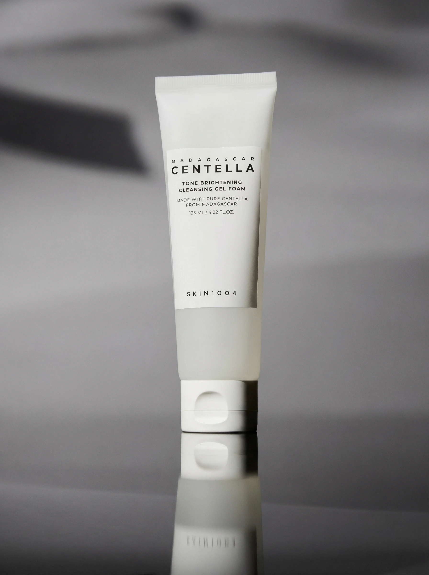SKIN1004 Madagascar Centella Tone Brightening Cleansing Gel Foam 125ml